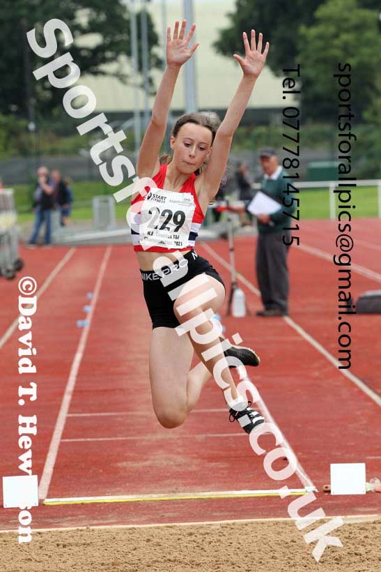 Women and Girls long jump, 2021 North Eastern Track and Field Champs., Middesbrough. Photo: David T. Hewitson/Sports for All Pics